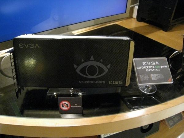 EVGA'dan dört slot yer kaplayan GeForce GTX 680 X2