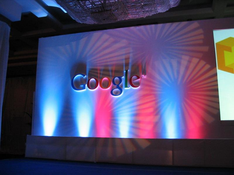 Oogle.com, Google'ın başını ağrıtmaya devam ediyor