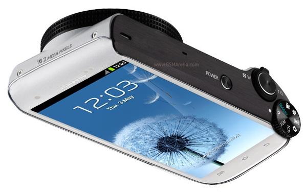 Samsung, 16MP'lik Galaxy S III'e benzer özelliklerde bir akıllı kamera hazırlıyor olabilir