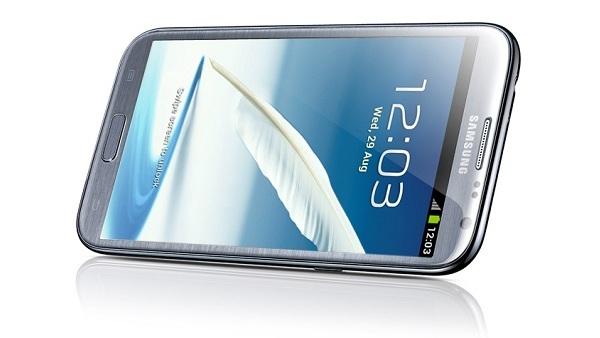 Samsung, Galaxy Note 2'nin 20 milyon, Galaxy S III'ün ise yıl sonuna kadar 30 milyon satış barajını aşacağını tahmin ediyor
