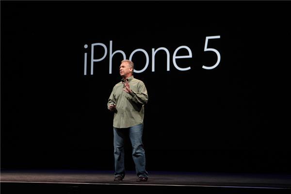 Apple iPhone 5 resmen tanıtıldı