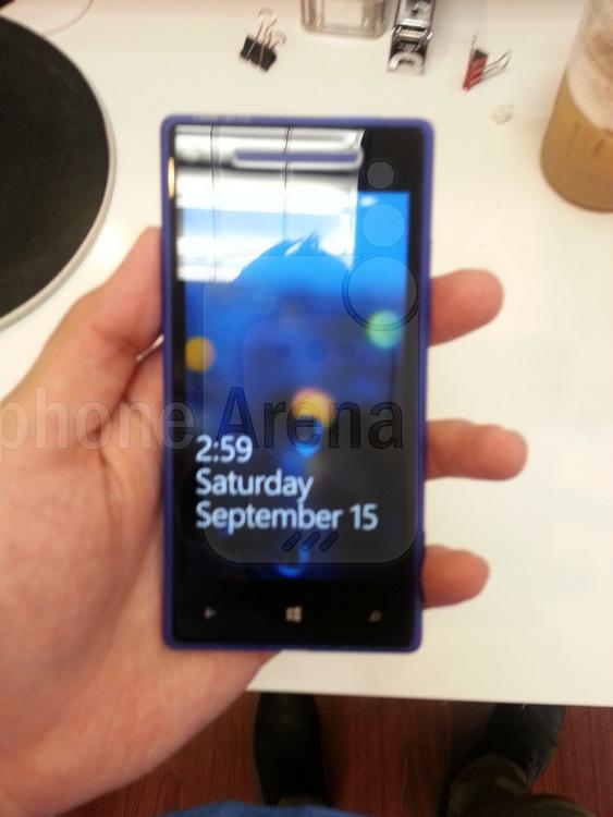Windows Phone 8 işletim sistemli HTC Accord görüntülendi