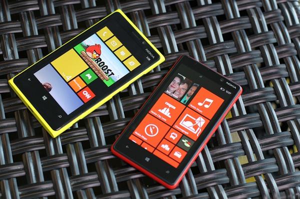 Nokia Lumia 920 ve 820 modelleri için Avrupa'da ön sipariş alımı resmen başladı