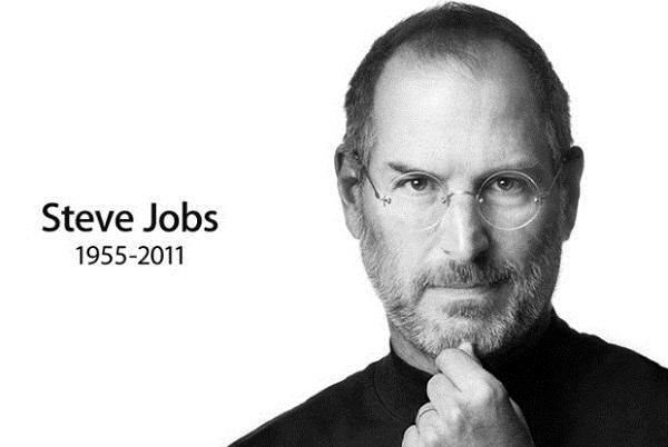 Tim Cook, Steve Jobs'u anmak için kısa bir mesaj yayınladı