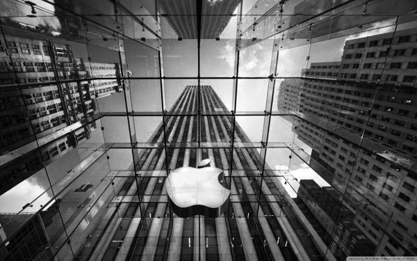 Apple'ın 23 Ekim'de düzenleyeceği basın toplantısının haberi, şirketin hisselerini yükselişe geçirdi