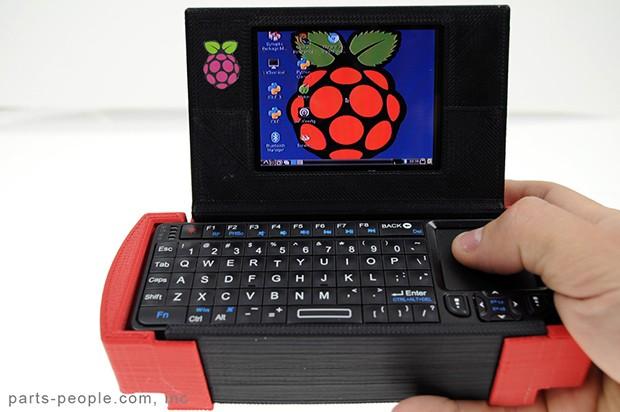 Bir laptop parça tedarikçisi hobi için Raspberry Pi barındıran komple bir PC ortaya çıkardı 