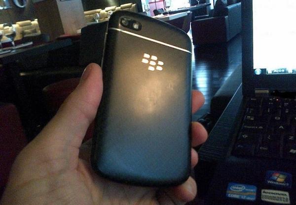 BlackBerry 10 işletim sistemli N serisi ilk cihaz görüntülendi