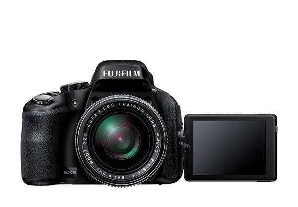 Fujifilm HS50EXR modelinin teknik özellikleri belli oldu