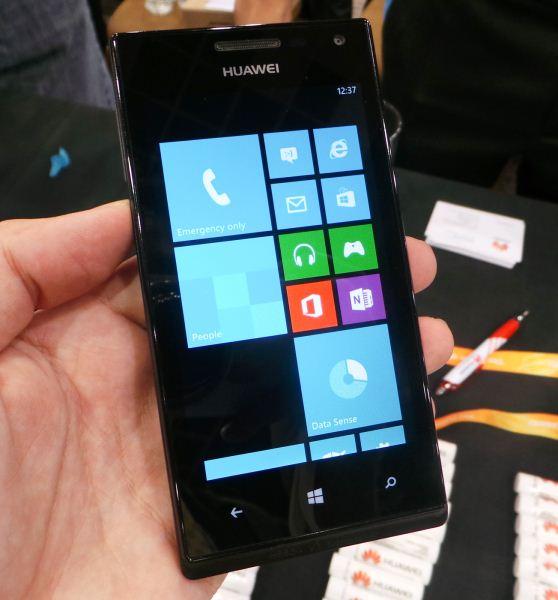 CES 2013: Huawei, Windows Phone 8'li akıllı telefonu Ascend W1'i duyurdu