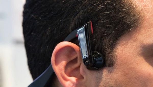 CES 2013 : Panasonic, kemik iletimli kulaklık modelini sergiledi