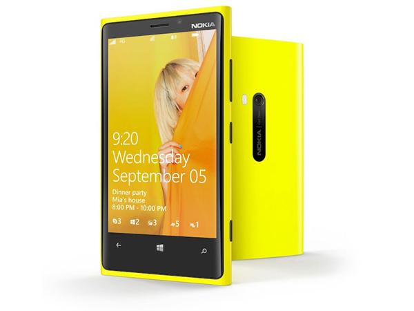 Nokia yeni nesil Lumia telefonlarla satış rakamlarını arttırdı