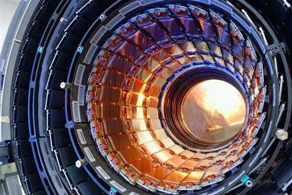 Büyük Hadron Çarpıştırıcısı iki yıl aradan sonra tekrar devrede