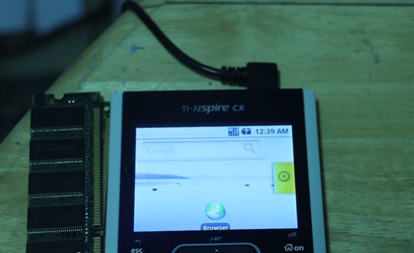 TI-Nspire CX hesap makinesinde Android işletim sistemi çalıştırıldı