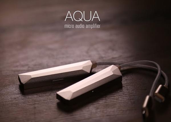 Dünyanın en hafif kulaklık amplifikatörü: Aqua