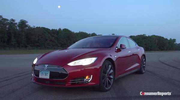 Yeni Tesla Model S 100 üzerinden 103 puan aldı