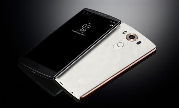 LG, V10'u dünya genelinde satışa sunmaya başlıyor