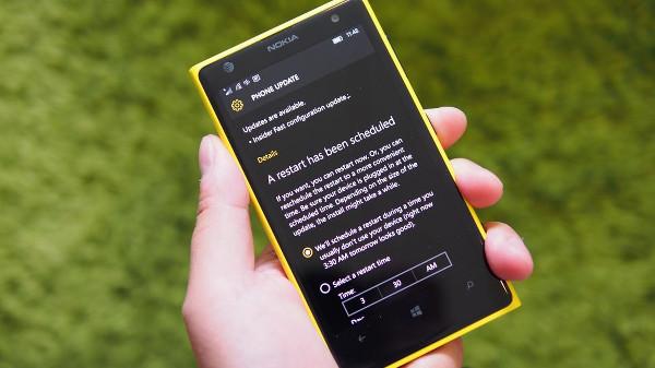 Son Windows 10 mobil önizleme sürümü resmi lansmanın yaklaştığını gösteriyor
