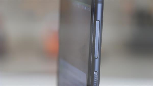HTC One A9 inceleme videosu 'Tasarımı mı? Fiyatı mı?'