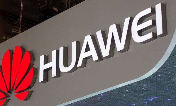 Huawei büyümenin anahtarını fiziksel mağazalarda görüyor