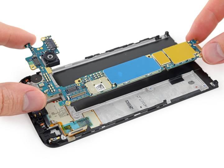 LG G5 tamir edilebilirlikte iFixit'den yüksek bir geçer not aldı