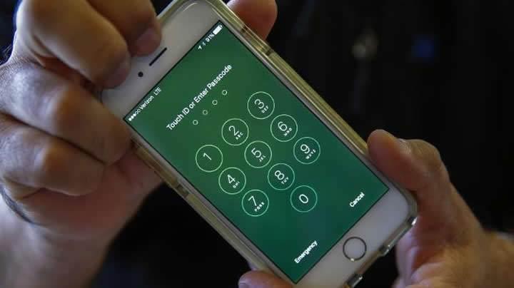 San Bernardino iPhone'u sıfır gün güvenlik açığı kullanılarak kırılmış