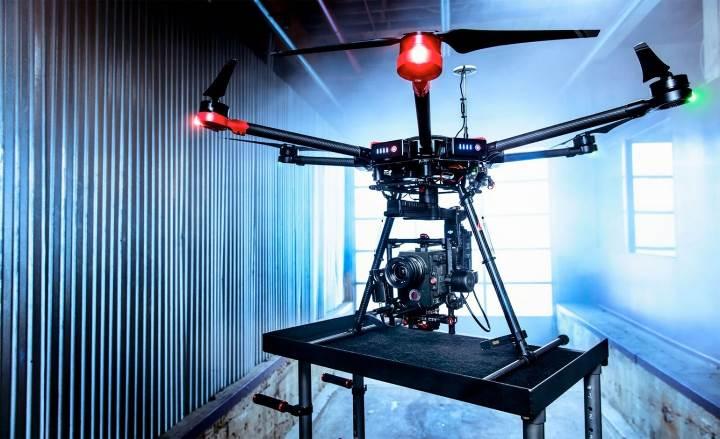 DJI, akıllı bataryaya sahip M600 drone modelini duyurdu