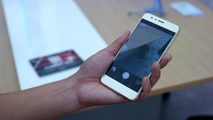 Huawei Honor 8 ön inceleme videosu 'Çift kamerasıyla iddialı'