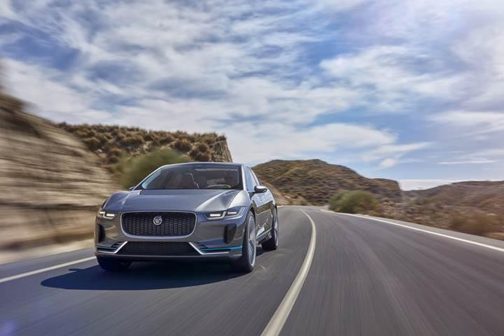 Jaguar’dan Tesla Model X’e rakip geldi: I-Pace