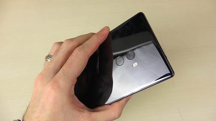 Xiaomi Mi Mix ön inceleme 'Geleceğin telefonu'