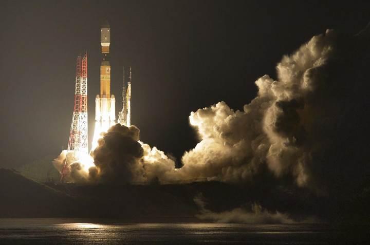 Rus uzay aracı patladı; Japonlar devreye girdi: İşte kalkış anları (VİDEO)