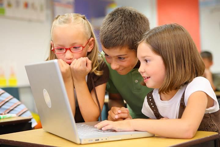 Yarıyıl tatilindeki çocukları internetteki tehlikelere karşı korumanın yolları