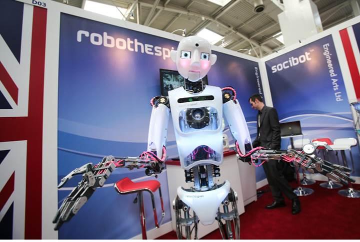 Robotlar 2030’a kadar 250.000 adet kamu çalışanının yerini alacak