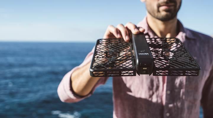 Kullanıcısını yüzünden tanıyan drone: Hover Camera Passport
