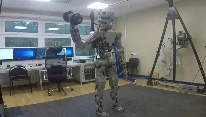Rusya'dan aşırı insansı robot: Fedor
