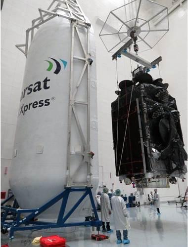 SpaceX en ağır yükünü başarıyla yörüngeye yerleştirdi