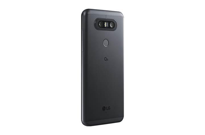 LG Q8: Küçük LG V20