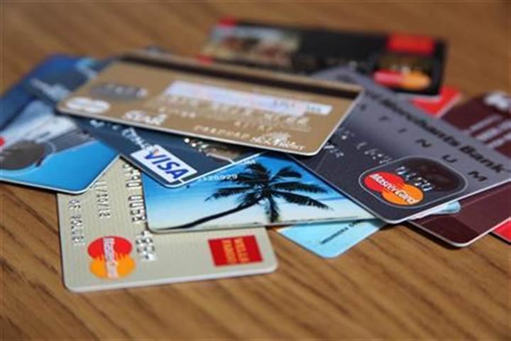 Kredi kartlarının internetten alışverişe onay süresi uzatıldı