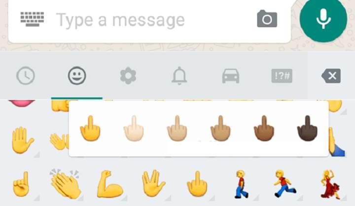 WhatsApp orta parmak emojisine dava tehdidi