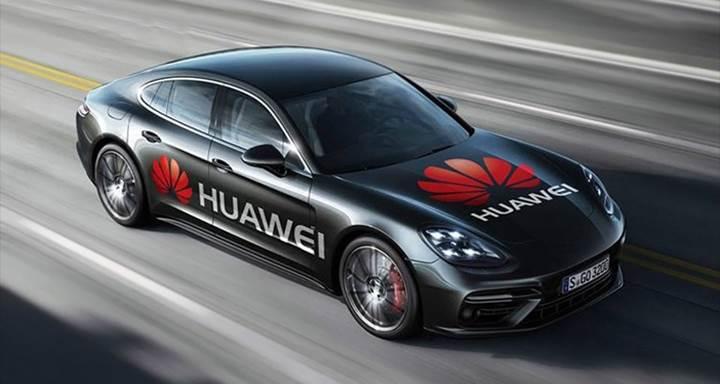 Huawei'nin akıllı telefonu Porsche Panamera sürdü