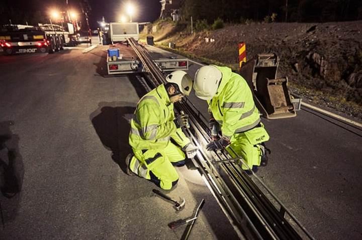 İsveç'te araçları elektrikli yollar şarj edecek