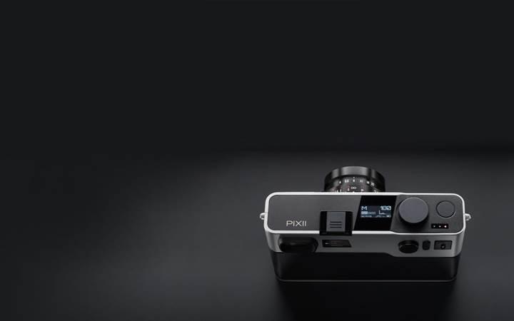 Pixii dijital ve analog fotoğraf makinesi tecrübesini bir arada sunuyor