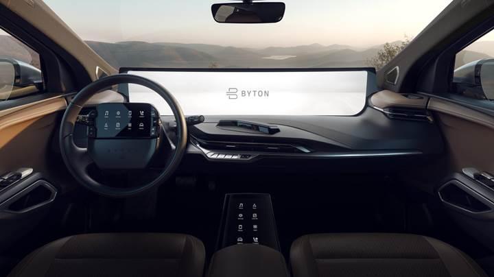 48 inçlik dev bilgi-eğlence ekranına sahip ilk otomobil: Byton M-Btye SUV