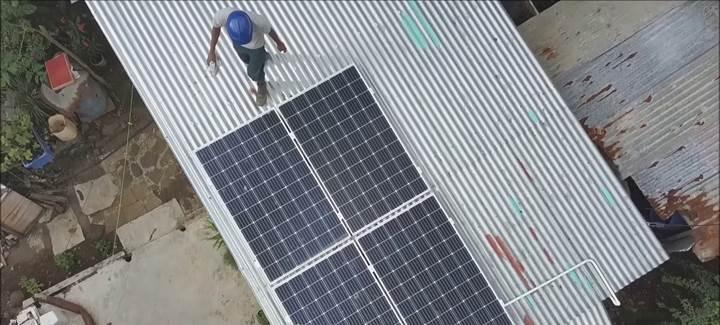 Ada ülkesi Morityus’da, dar gelirlilere güneş panelleri yardımıyla ucuz elektrik sağlanıyor