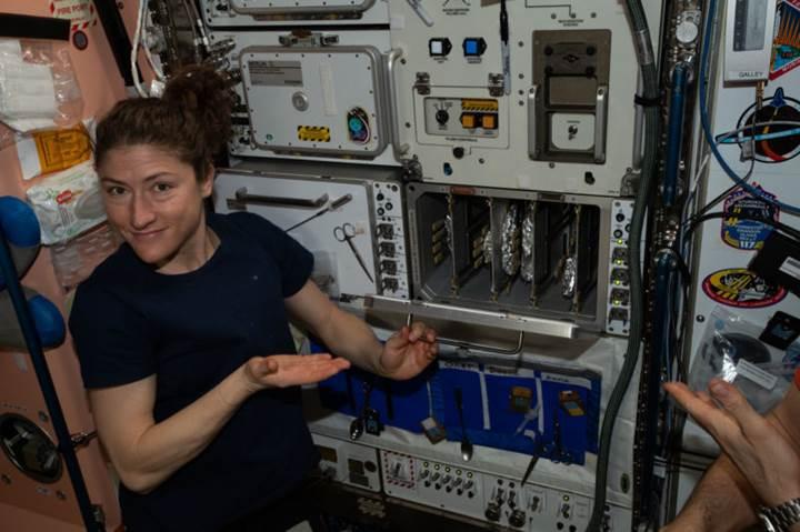 NASA'lı astronot Christina Koch, uzayda 1 yıl geçirecek