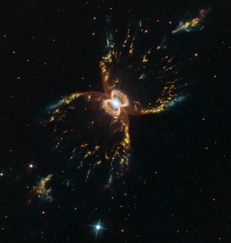 Hubble'dan büyüleyici fotoğraf: İşte 'Kozmik Yengeç'