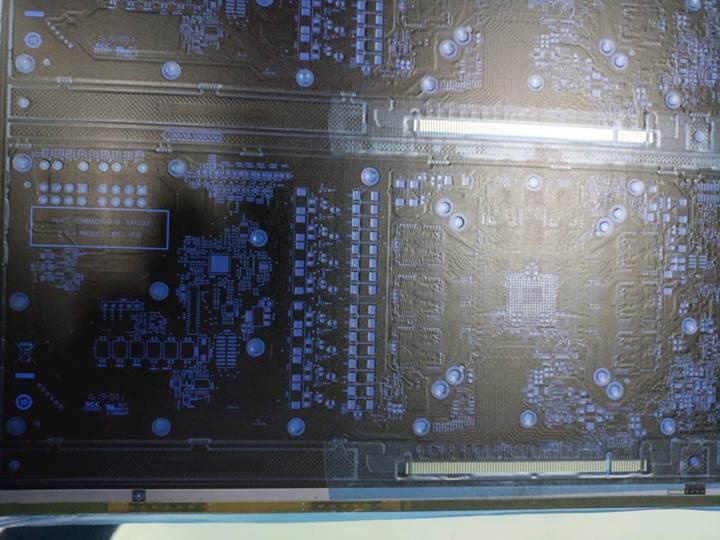 AMD Navi kartına ait PCB görüntülendi | Yorumlar