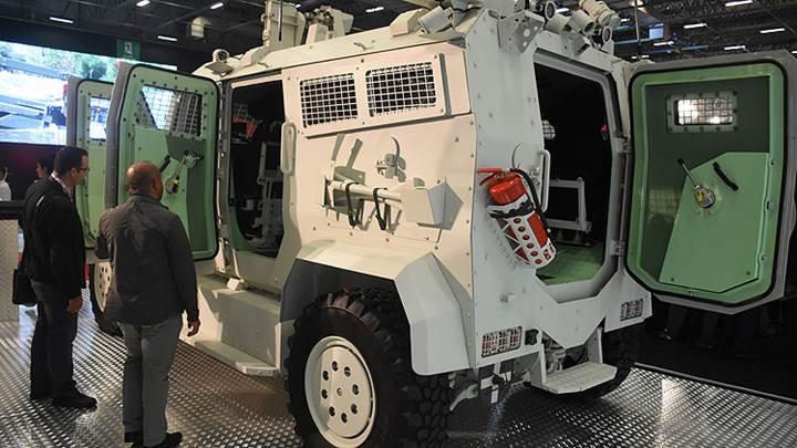 BMC'nin sürücüsüz zırhlı araç prototipi IDEF 2019'da sergilendi