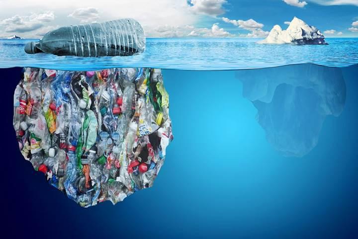 Okyanuslardaki plastik atıklar, oksijen üreten bakteriyi öldürüyor