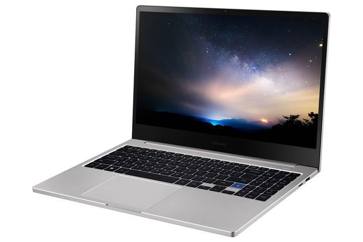 Samsung 13 ve 15 inçlik Notebook 7 serisini tanıttı