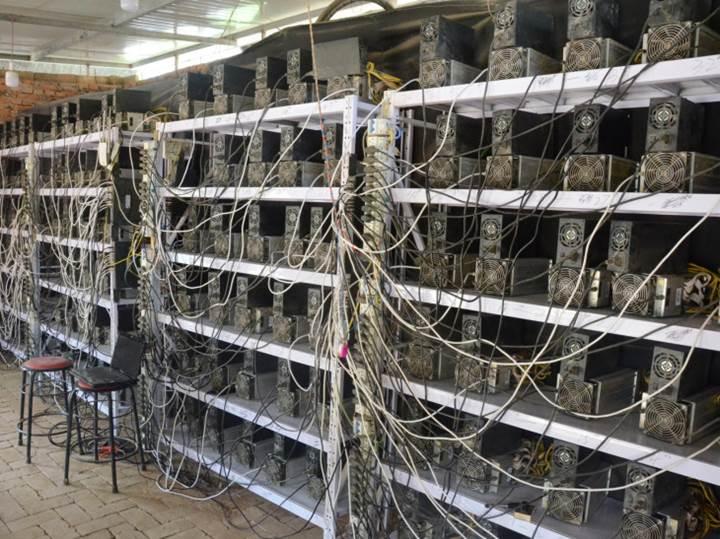 Güneş enerjili Bitcoin madencilik çiftliği kuruluyor